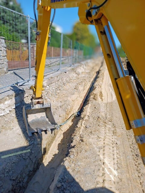 Výkop sítí a inženýrské práce